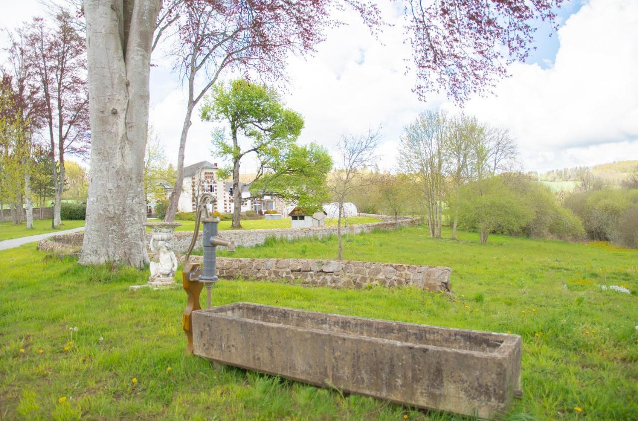 Chateau De Chazelpaud Saint-Bard Ngoại thất bức ảnh