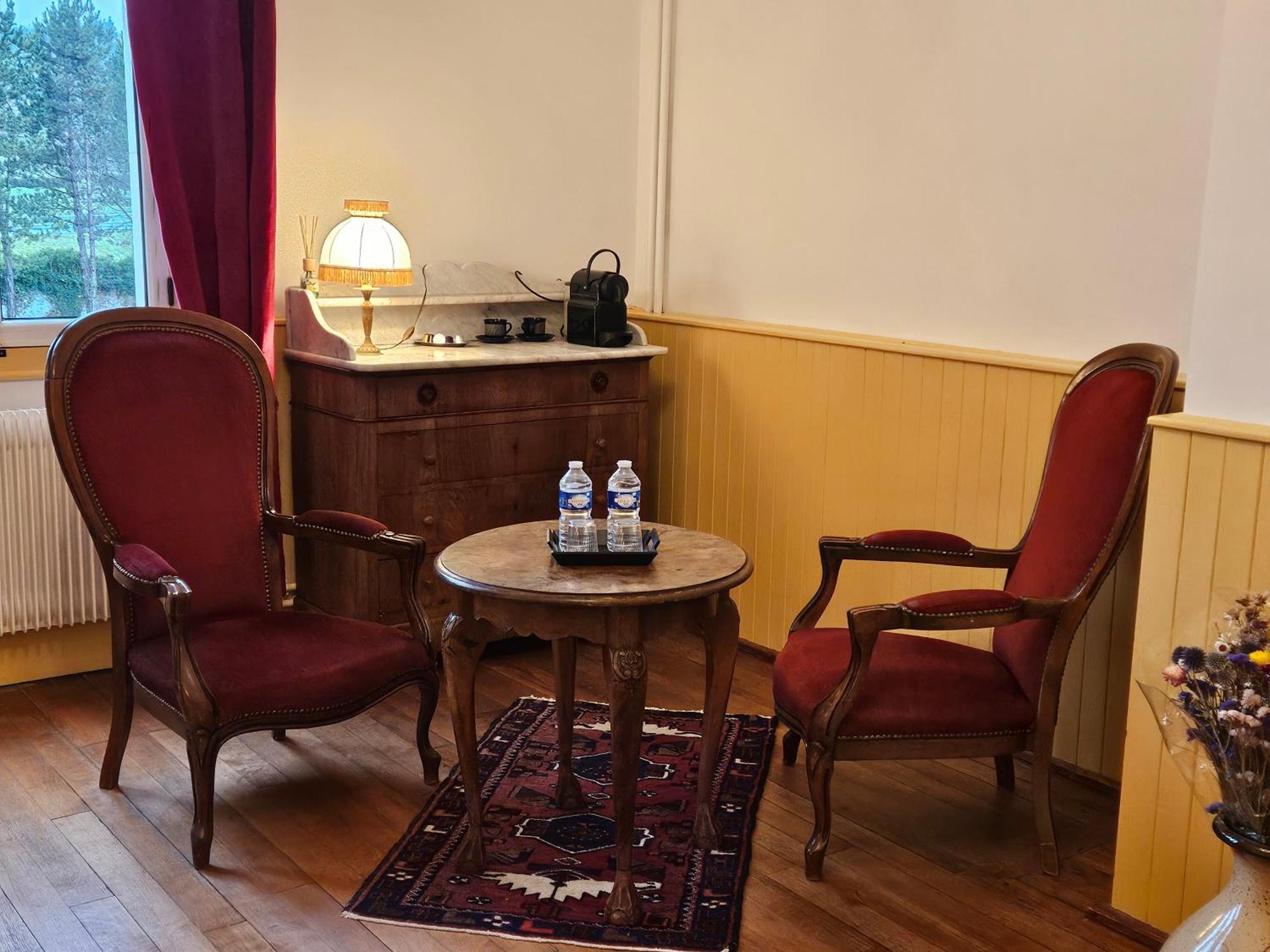Chateau De Chazelpaud Saint-Bard Ngoại thất bức ảnh