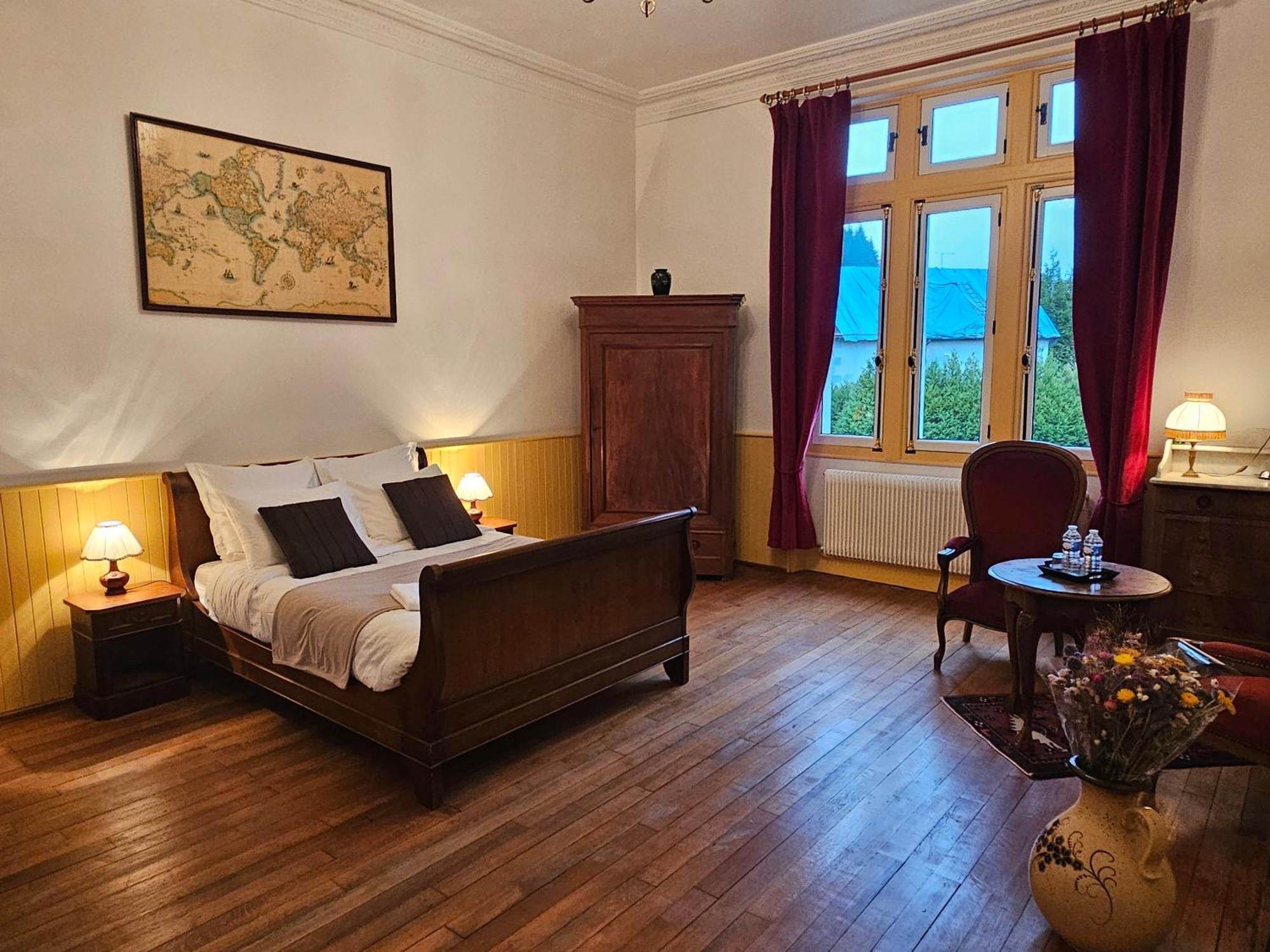 Chateau De Chazelpaud Saint-Bard Ngoại thất bức ảnh
