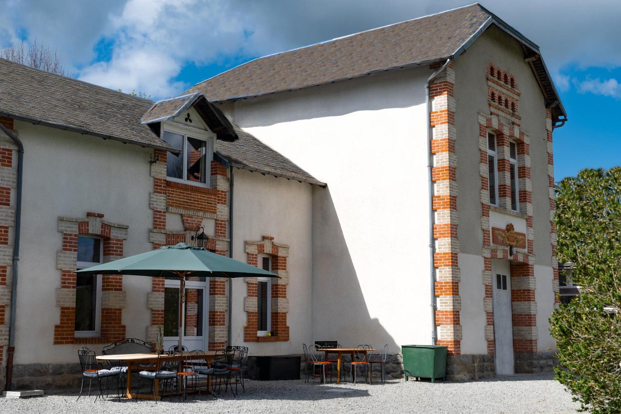 Chateau De Chazelpaud Saint-Bard Ngoại thất bức ảnh