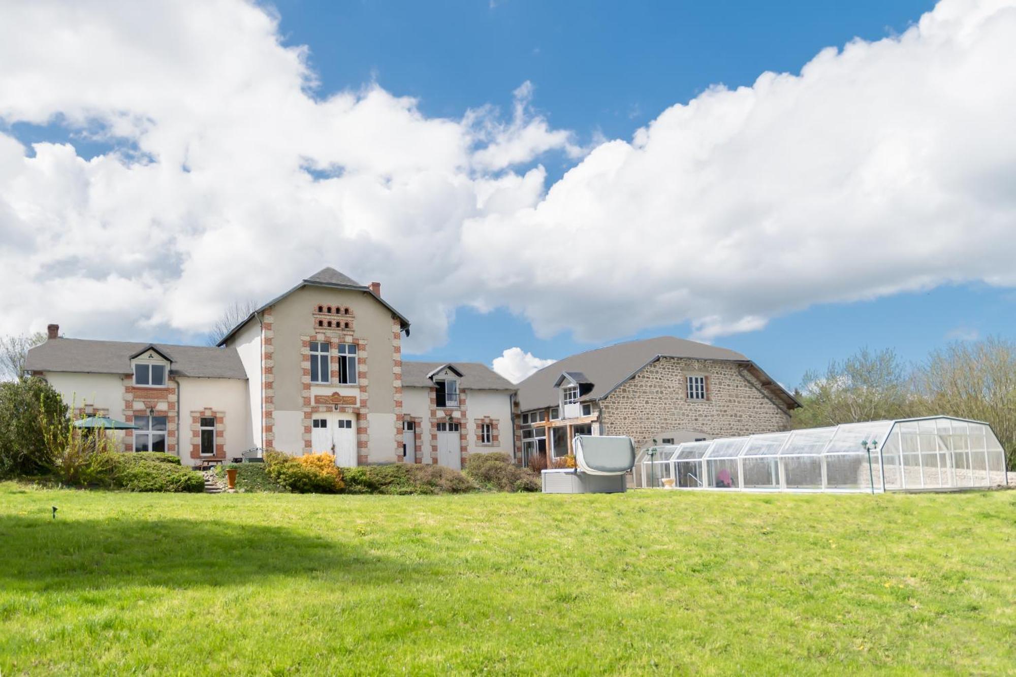 Chateau De Chazelpaud Saint-Bard Ngoại thất bức ảnh